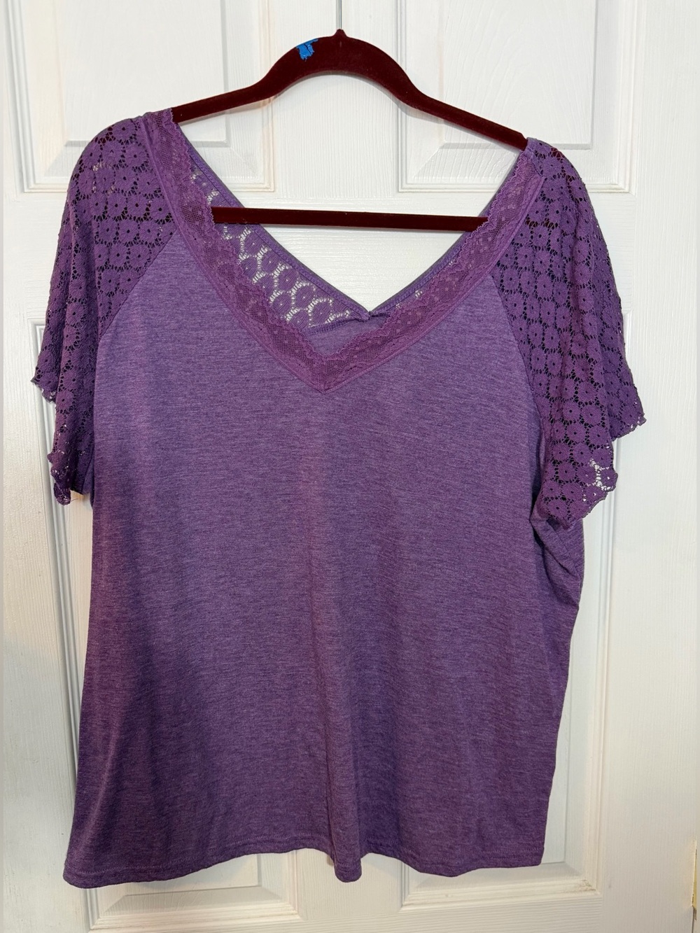 SHEIN Purple V-Neck Lace Sleeve Tee